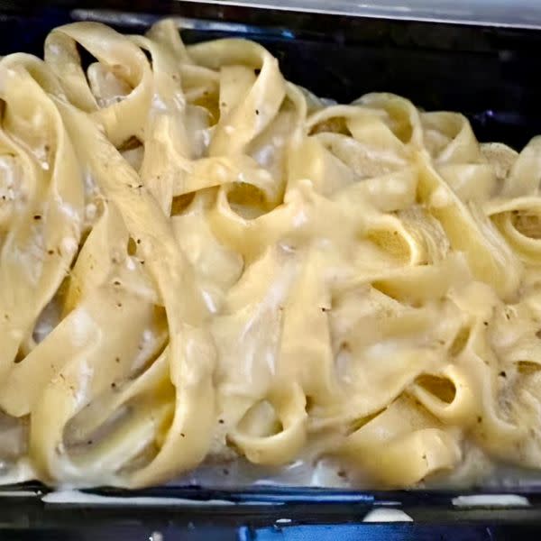 Kids Fettuccine Alfredo