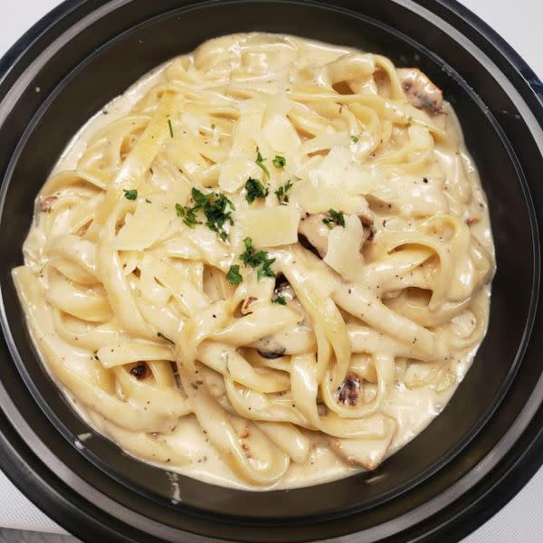 Chicken Fettuccine Alfredo