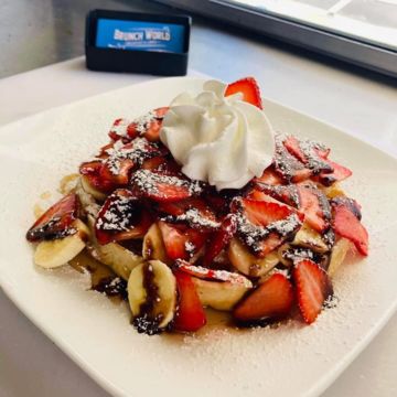 Waffle Fruit and Nutella