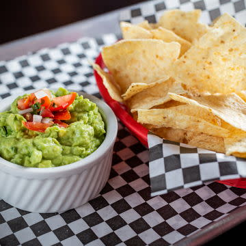 Chips & Guac