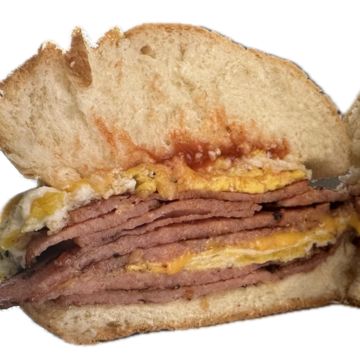 172 Taylor Ham, Egg, & Cheese on a Kaiser roll / Jamón Taylor, huevo y queso en un pan Kaiser