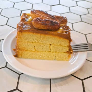 Vanilla & Caramel Cake