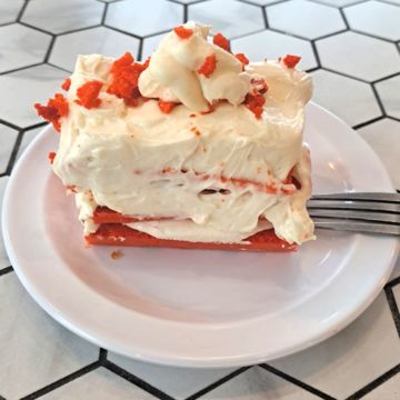 Red Velvet Cheesecake