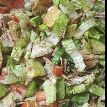 Fettoush Salad