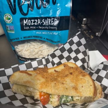 Vegan Tomato Basil Vegan Mozza-Shred Crusted Grilled Cheese