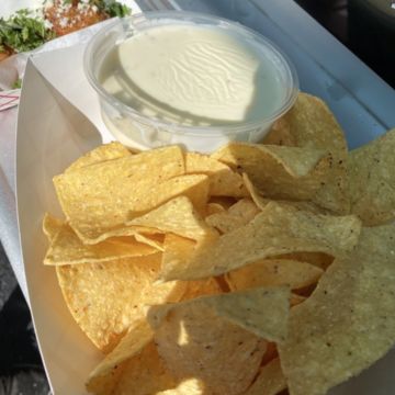 Chips & Queso 