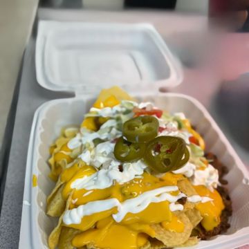 Loaded nachos