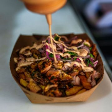 Grilled chicken with fries or tostones
