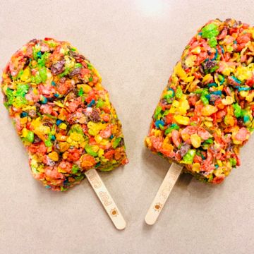 Fruity Pebble Crispy Pop