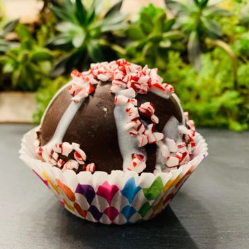 Peppermint Hot Chocolate Bomb