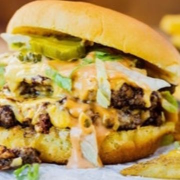 Pimento Cheese Smash Burger