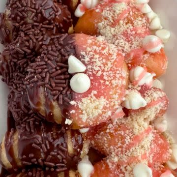 13 Mini Donuts