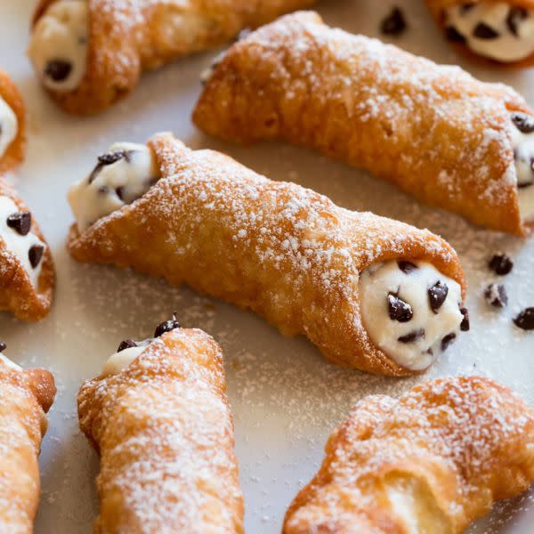 Belle's Cannoli