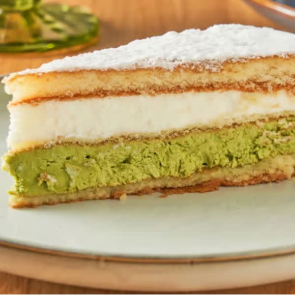 Pistachio cake