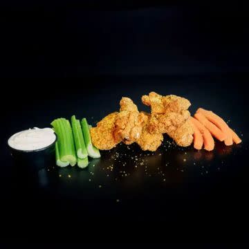 10 Wings + 1 Dip