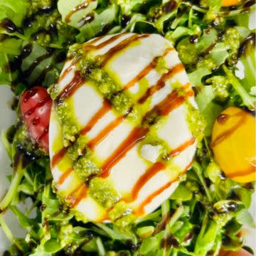 Buratta/ Mozzarella salad