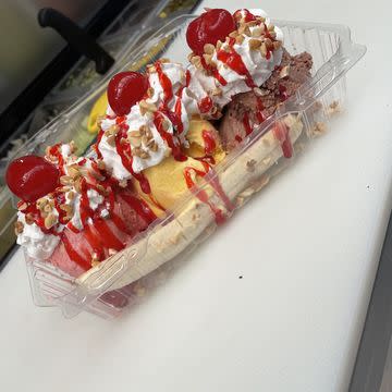 Banana split, sundae, Canasta