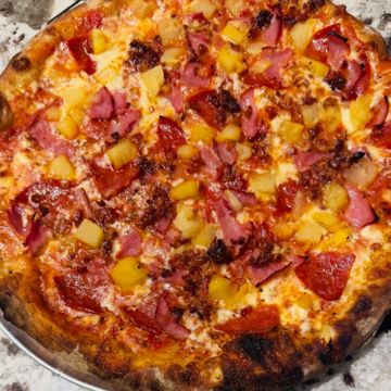 Hawaiian Pizza