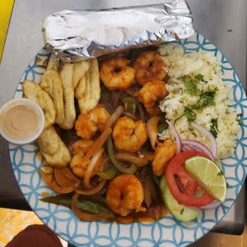 Camarones Al Mojo De Ajo o La Diabla