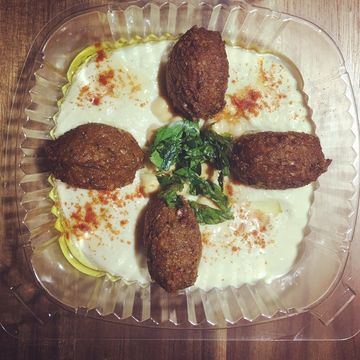 Hummus with pita