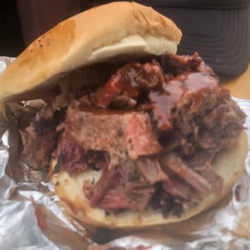 Brisket Sandwich w/ Chips