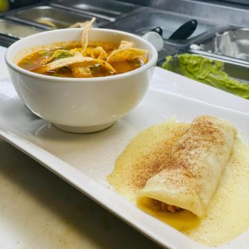 CHOOSE 1+ CUP TORTILLA SOUP