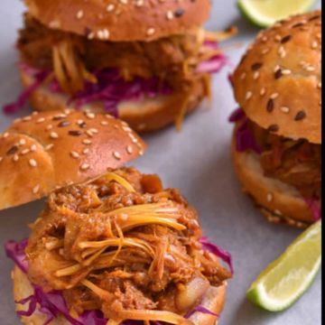 Vegan jackfruit BBQ sliders
