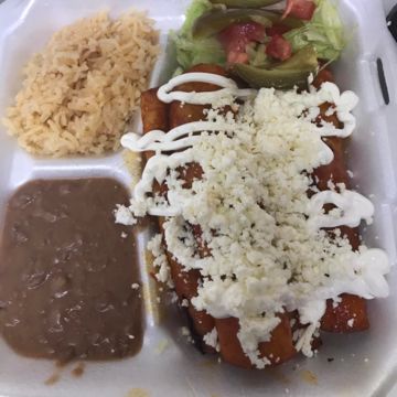 Enchiladas Rojas (4)