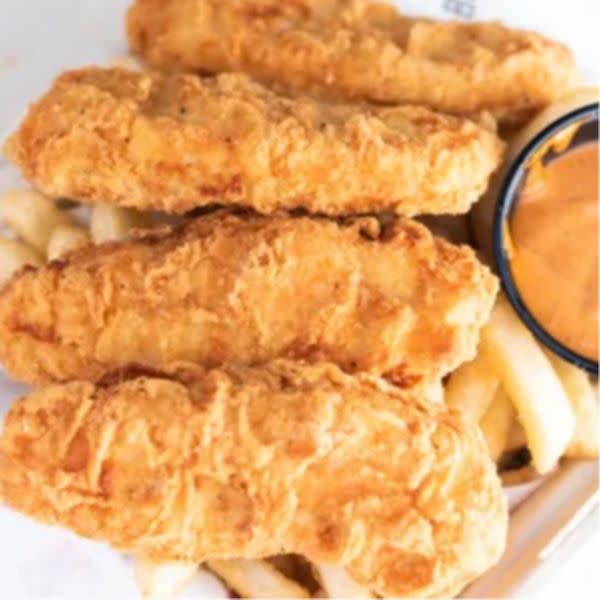 Chicken Tenders w/ Fries