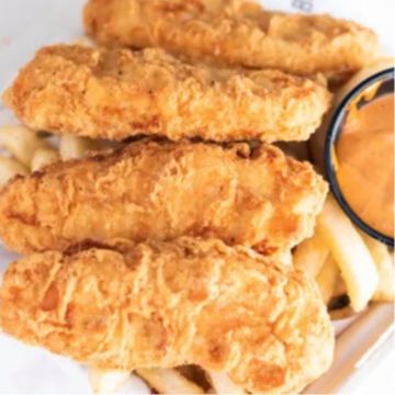 Chicken Tenders w/ Fries