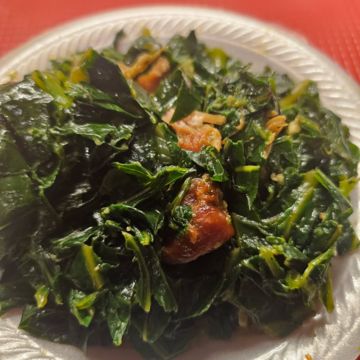 Seasoned Collard Greens w/Turkey