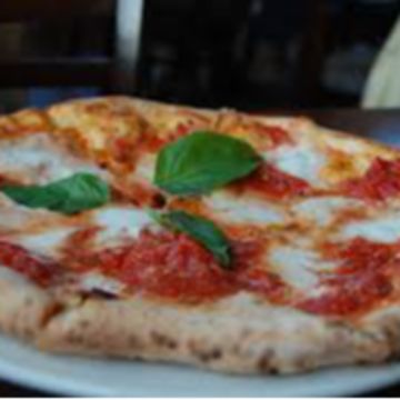 Traditional Margherita Pie 12"