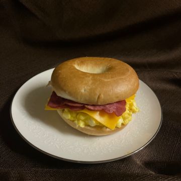 Bagel sandwich