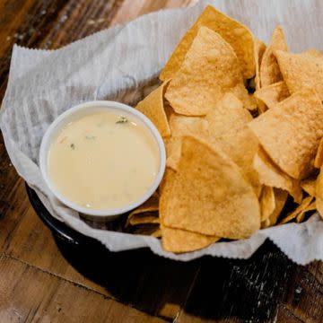 Chips & Queso