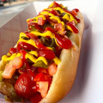 SUPREME HOT DOG