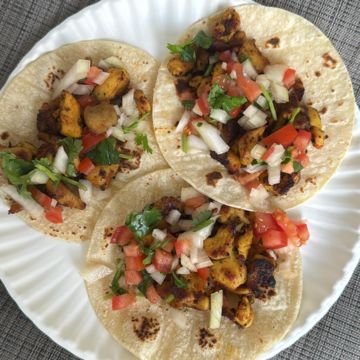 Grilled Chicken Tacos (3pcs)