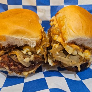Linguica Beef Sliders (3)