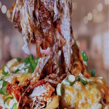 Oxtail or Chicken(jerk or Bourbon) Fully loaded fries