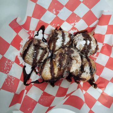 Deep Fries Oreos