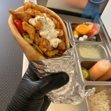 CHICKEN GYRO