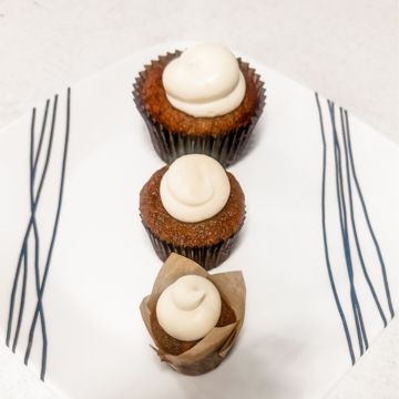 Mini carrot cake with cream cheese frosting