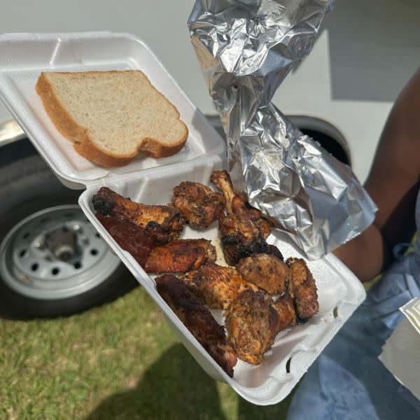 Smoked Chicken Wings (8 pcs)
