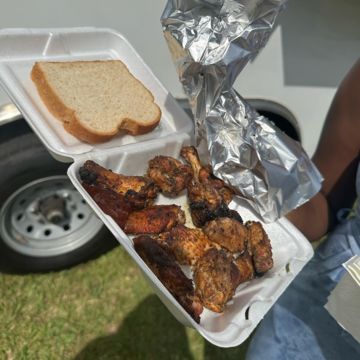 Smoked Chicken Wings (8 pcs)