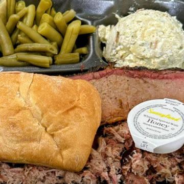 2 Meat Plate (BBQ + Brisket)