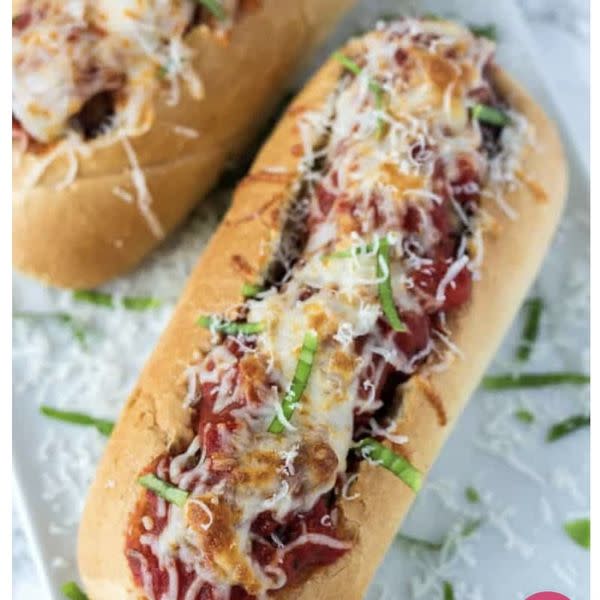 Momma Lola’s Meatball Sub w/ Side Fries 