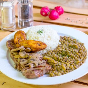 Arroz con menestra