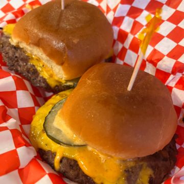 Cheeseburger Sliders