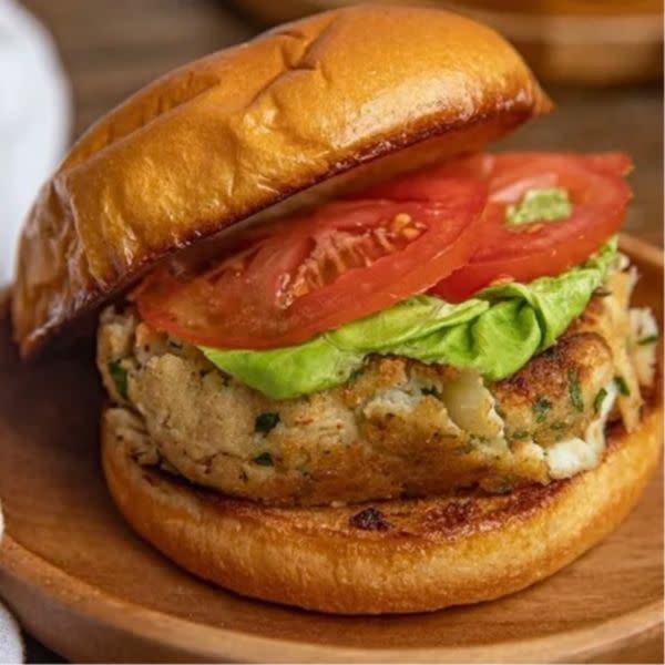 The "Real Deal" Crab Cake Sandwich
