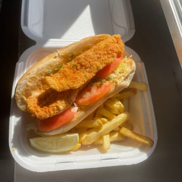 Grouper po'boy