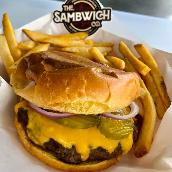 Sambwich Burger